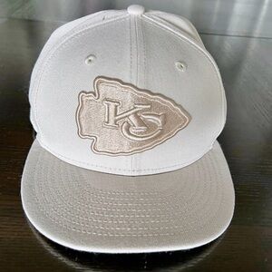 New Era Black and White 9FIFTY Kansas City Chiefs Cap